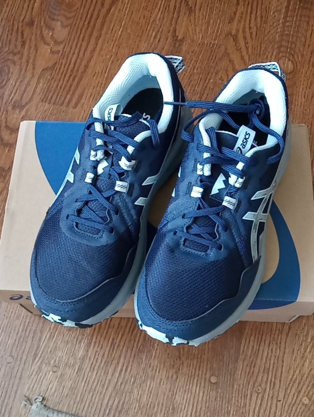 ASICS Women's Athletic Shoes-LIKE NEW